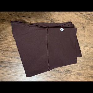 Black cherry Lululemon leggings